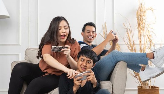 tứ sắc di động Kubet